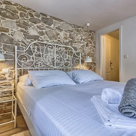 Appartement Lovely New Studio In The City Center 4**** Split